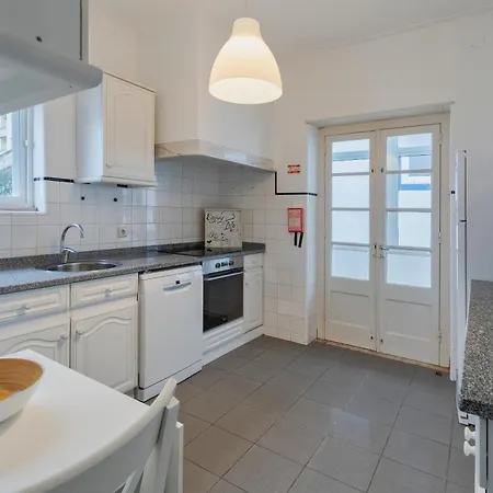 Patios Marias - Rosas 세투발