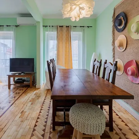 Patios Marias - Rosas