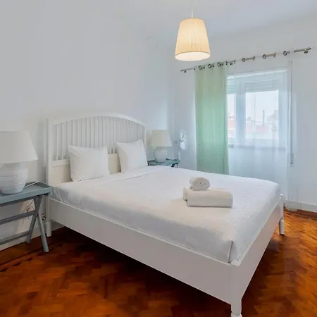 Patios Marias - Rosas 아파트 세투발